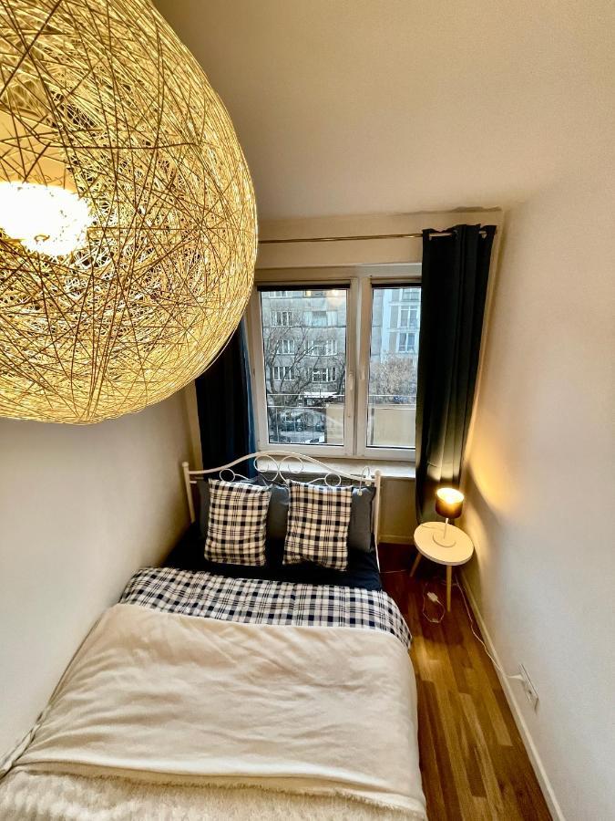 Decor 2 Metro Fast Wifi 55'Tv Netflix Hbo Cozy Lejlighed Warszawa Eksteriør billede